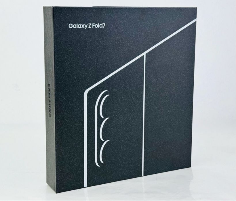 НОВ! Samsung Galaxy Z Fold 7 5G 256GB 12RAM Blue