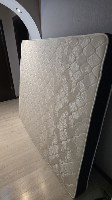 Матрас  160х200 см