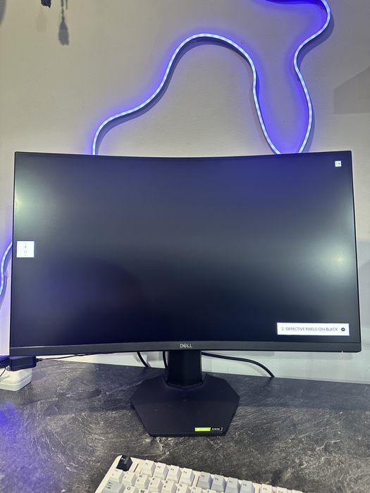 Monitor Dell S2721HGF curbat 144Hz – stare impecabilă, ca nou