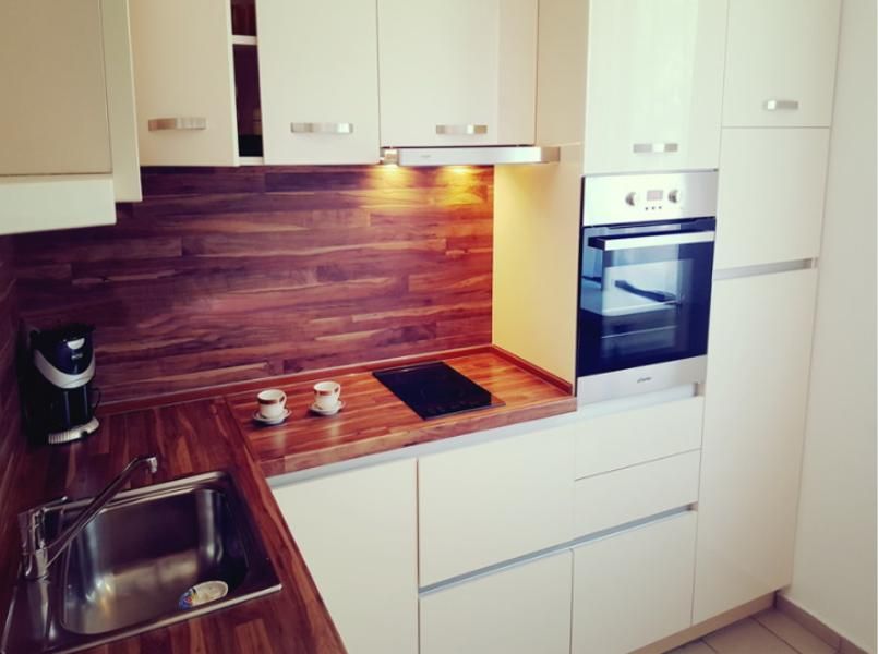 Дава се под наем Двустаен апартамент в София, Център - 82 кв.м за 846.6 € - Снимка #1