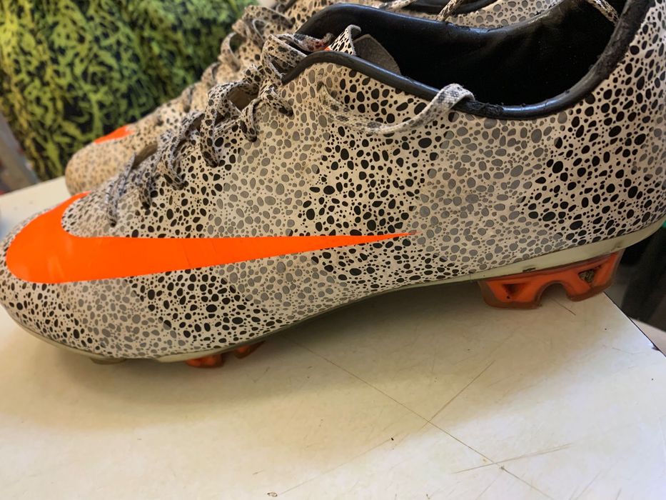 crampoane fotbal safari cristiano ronaldo limted edition