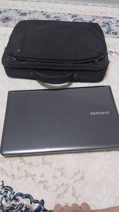 Ноутбук,б/у,Samsung