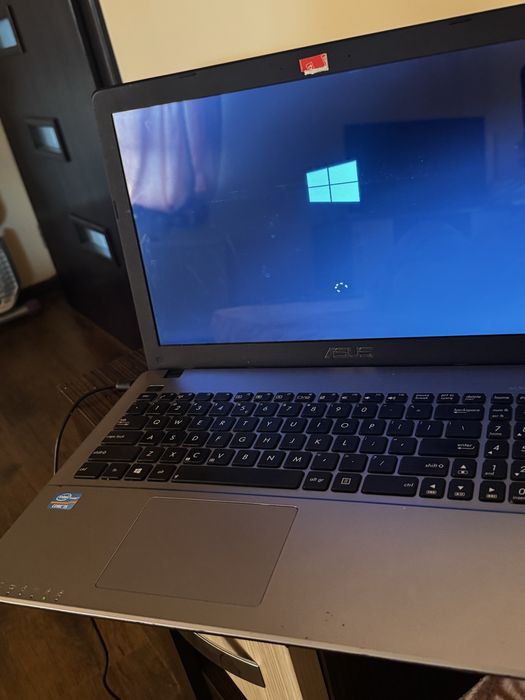 Laptop asaus x550c