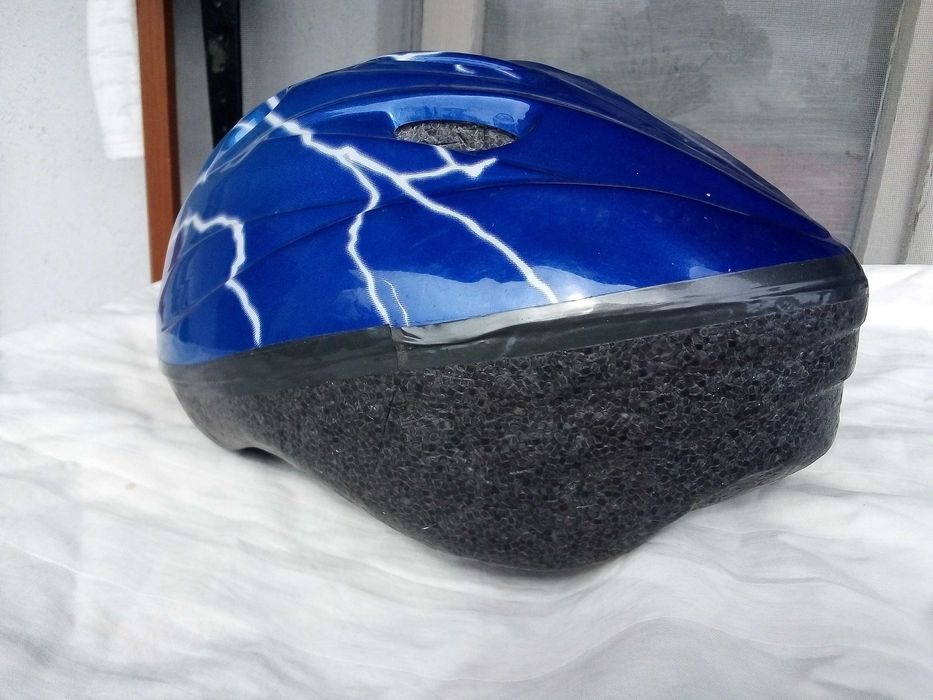 Детска предпазна каска BELL STAR