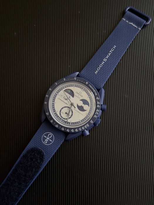 Omega moonswatch