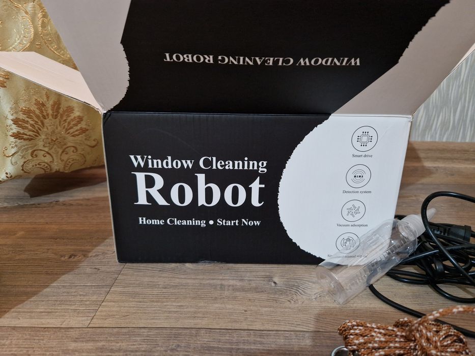 Продаю робота стеклоочистителя.