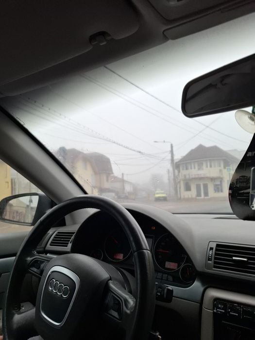 AUDI A4 0 — imagine 2