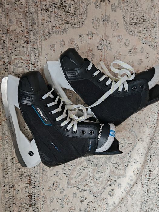 Продам коньки NORDWEY 300