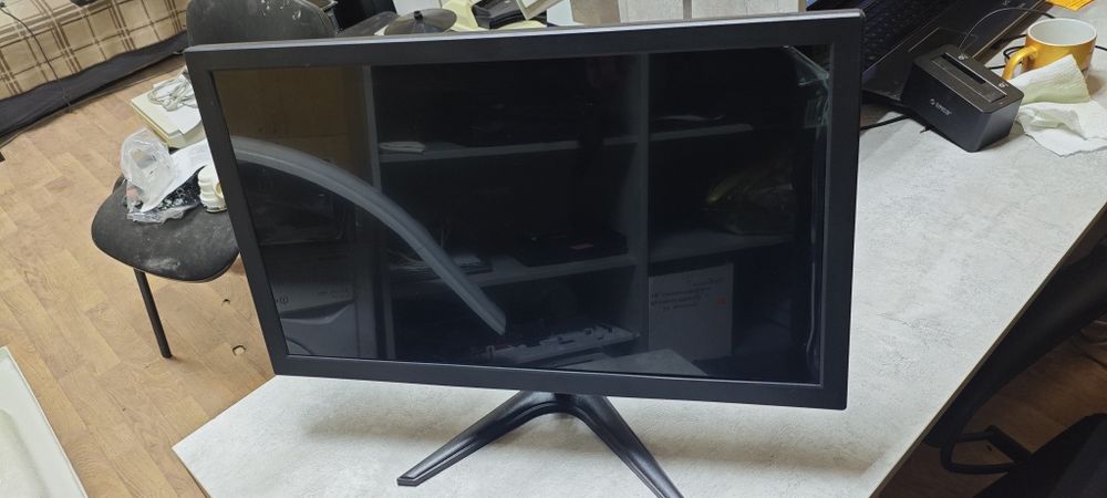 Монитор 24дюйма hdmi новый.