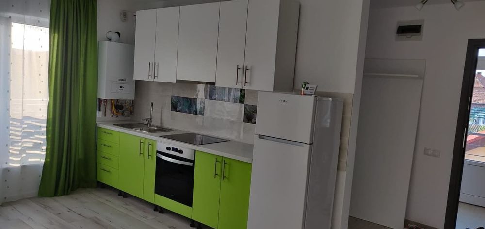 Închiriez apartament 2 camere