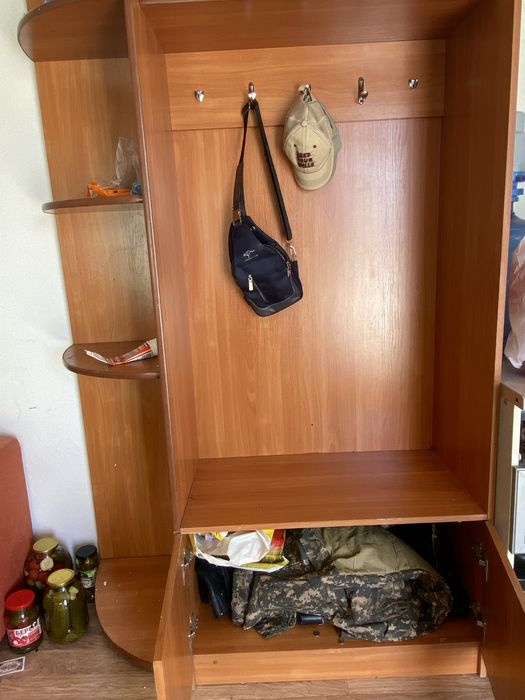 Продам прихожая б/у