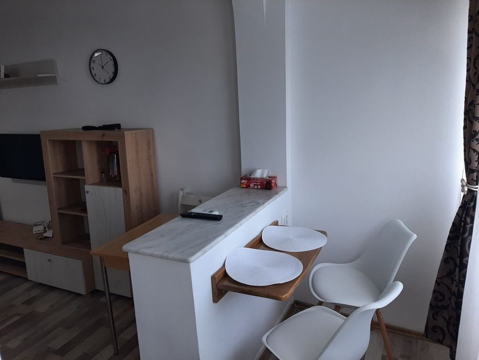 Garsoniera langa metrou Favorit