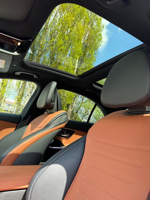 Mercedes Benz C300.