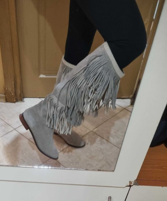 Велурени ботуши Zara