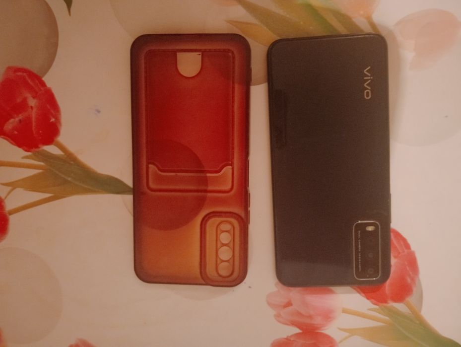 Продам телефон виво в12