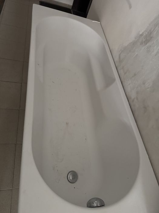 Продавам вана в добро състояние
Продавам използвана вана в добро състо