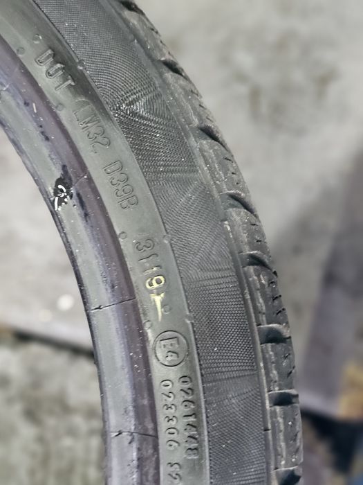 255 35 19 m+s continental