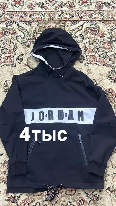 Продам кофты на мальчика