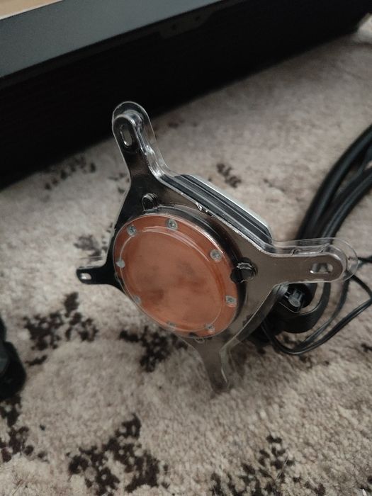 Vând cooler GPU defect