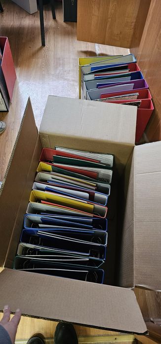 Папки для документов 50 штук б/у