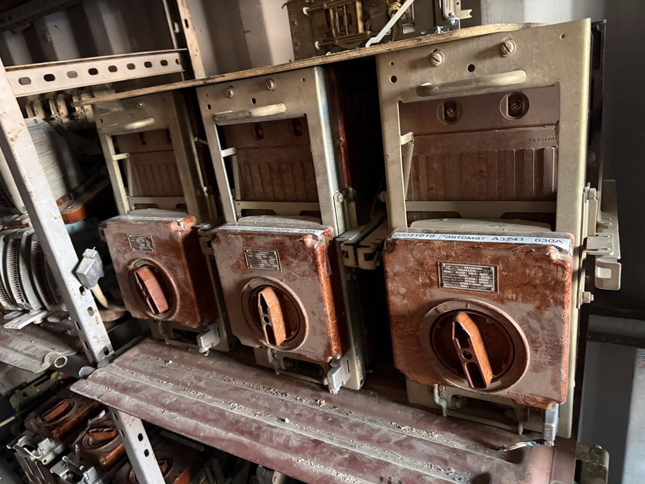 Автомат, контактор, пускатель.