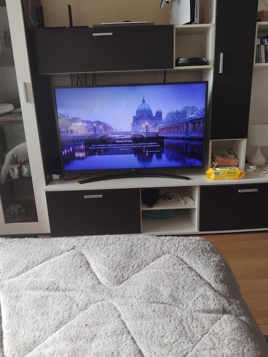 LG телевизор 43инча