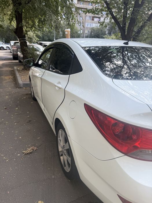 Автомашина продажа accent