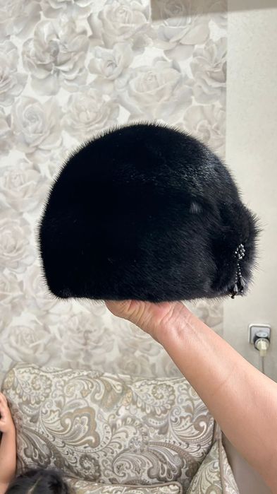 Продам норковую шапку