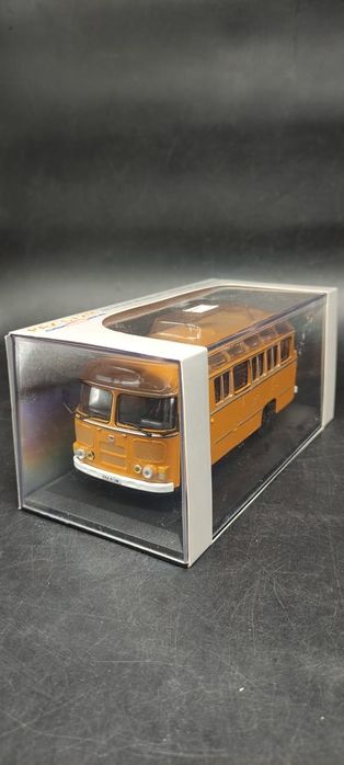 Модельки автобуса