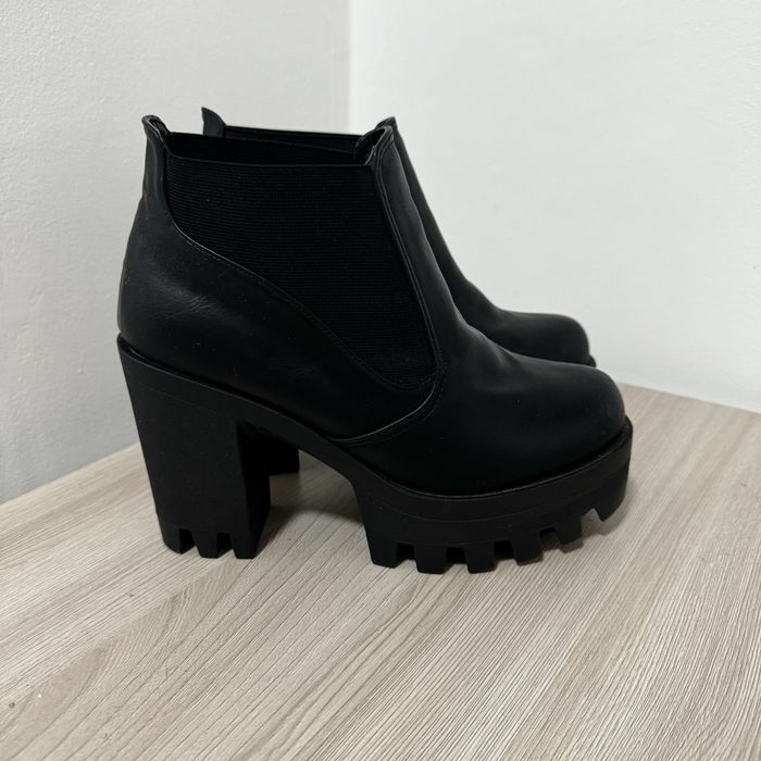 Сапоги осень/весна на платформе и каблуке