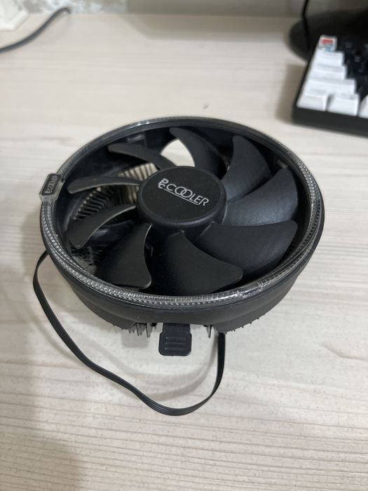 Кулер для процессора PCCooler E126MB чёрный