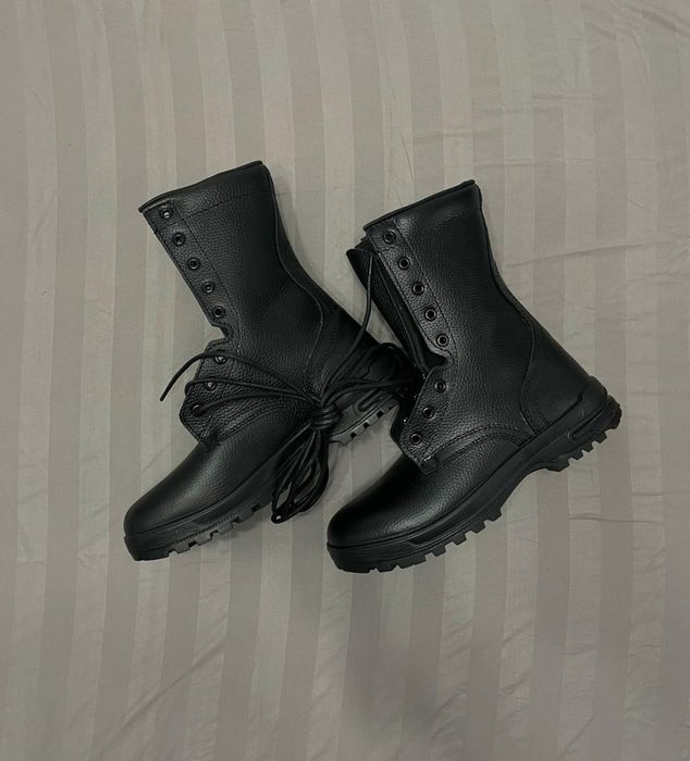 Ботинки с высоким берцем. Берцы кожанные летние.