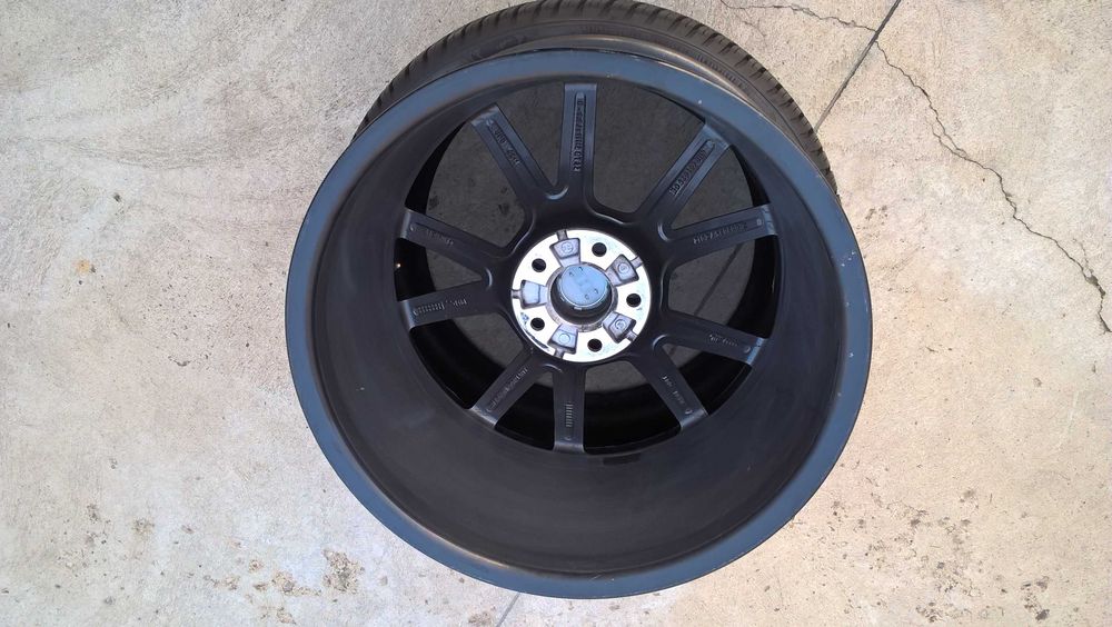 O janta 19 toli originala audi A8 cod 4H0601025CE