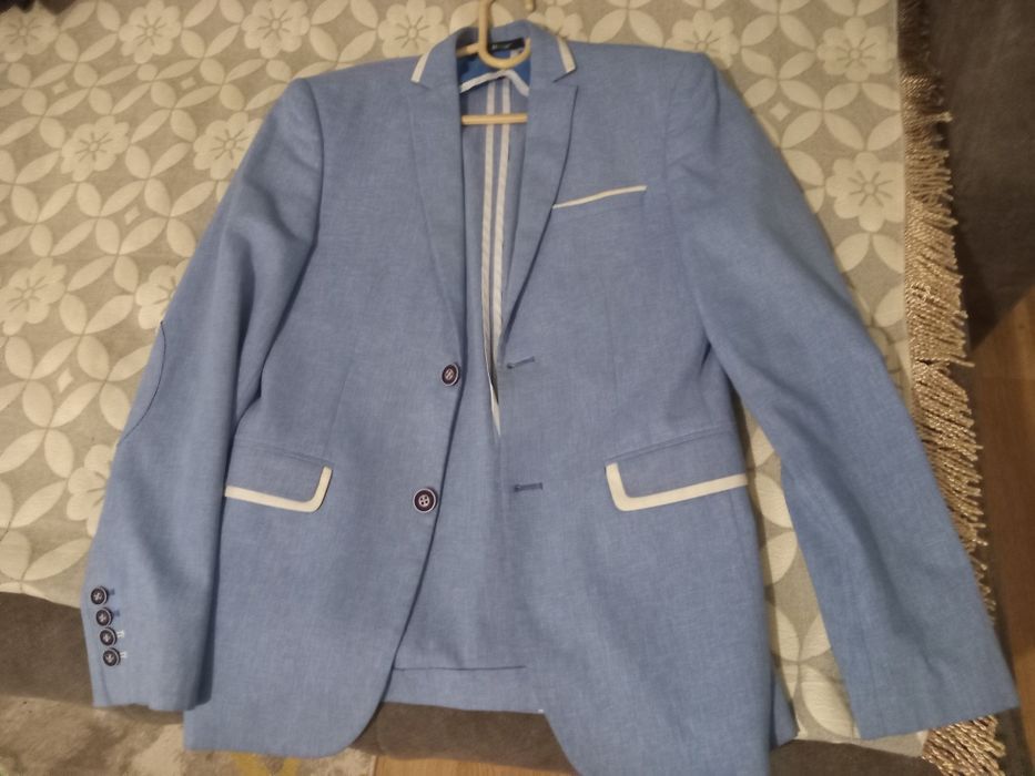 Костюмы, пиджак, рубашки