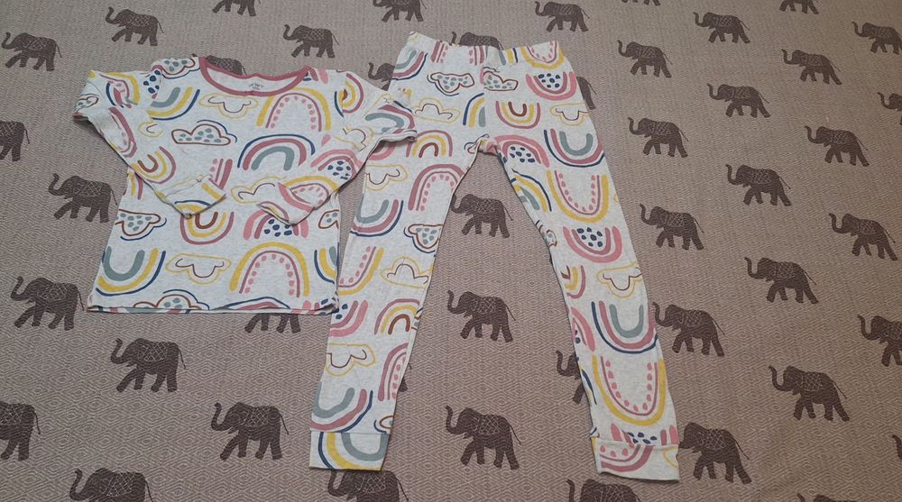 Дрешки  122-128 см.