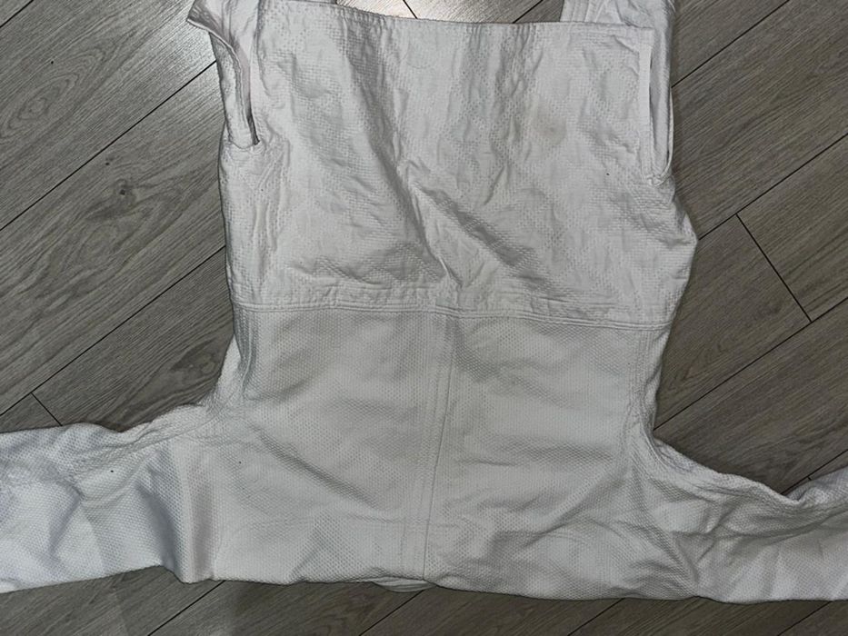 Кимоно сакура белое