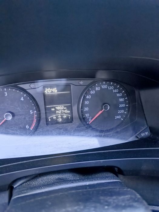 Vând vw transporter t6