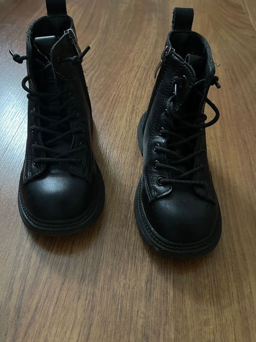 Ботинки для девочки