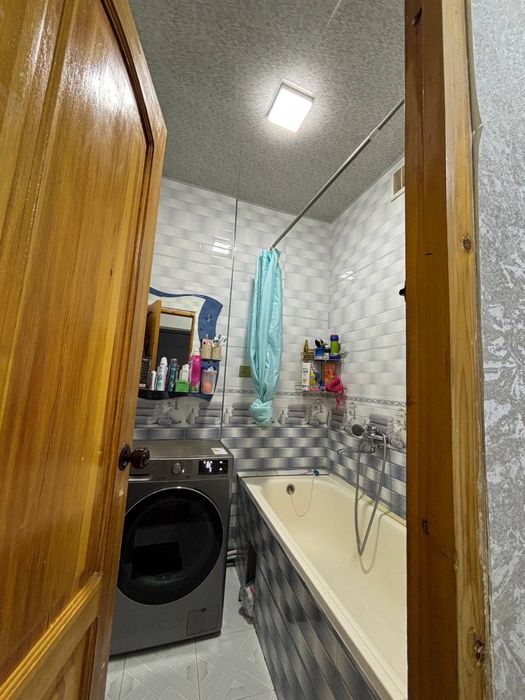 Yunus obod 1/2/4 sotiladi