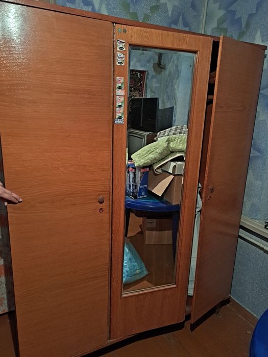 Стенка. В хорошем состоянии