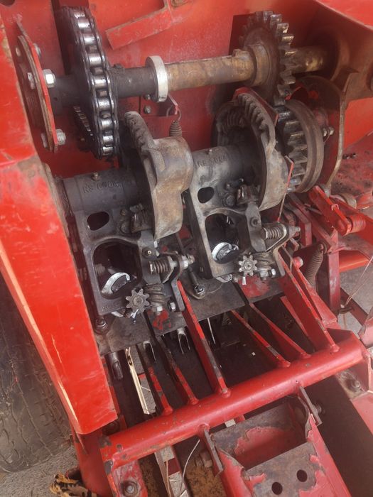 Pires aparat sotiladi