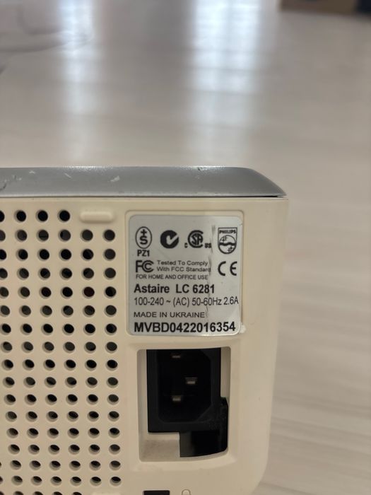 Videoproiector Philips Astaire LC 6281 + Telecomandă originală