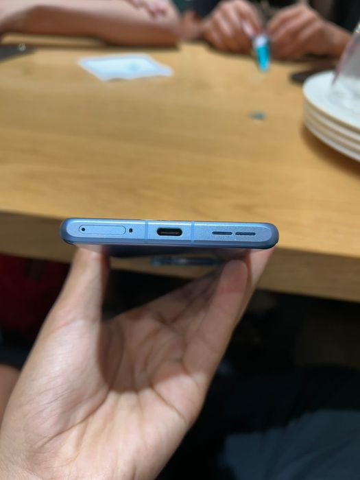 Продам или обменяю oneplus 12R