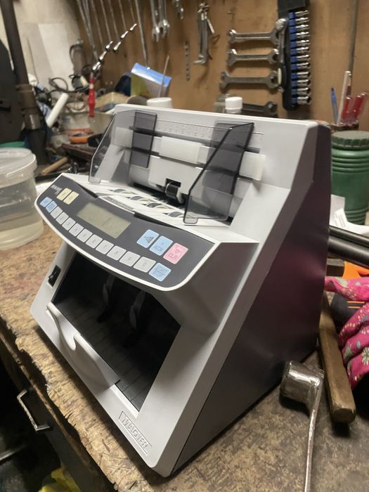 Машина за броене на пари Magner 75