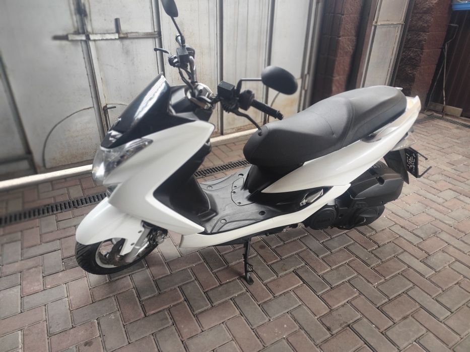 Продам скутер Yamaha majesty s 155