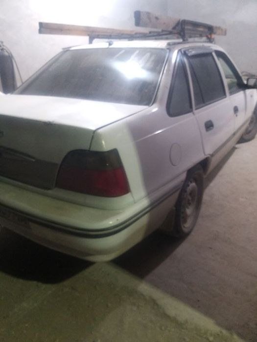 Нексия 1 сотилади