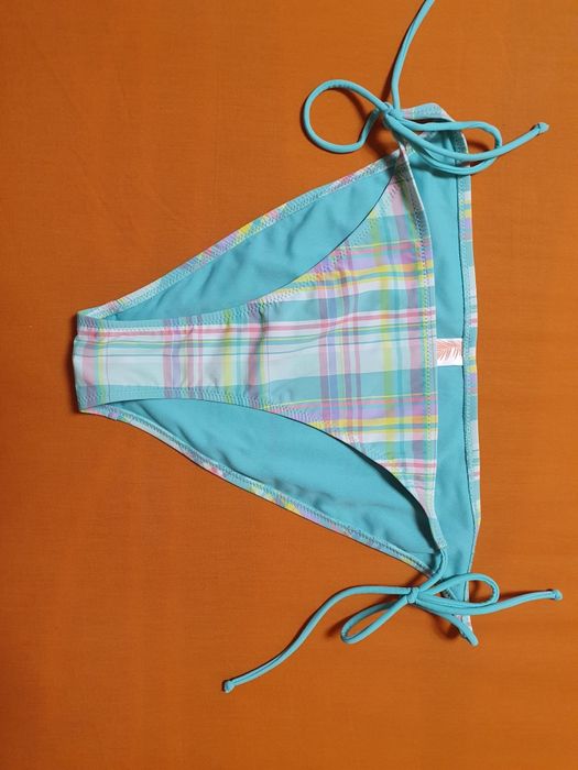 Slip de dama, nou-nouți