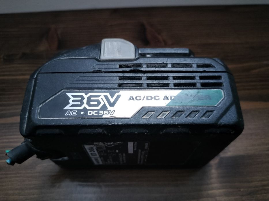 Adaptat hikoki 36 volți defect