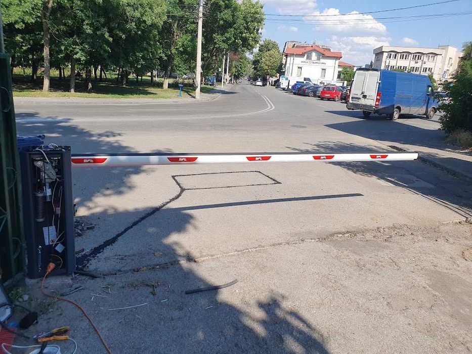 Automatizare porti