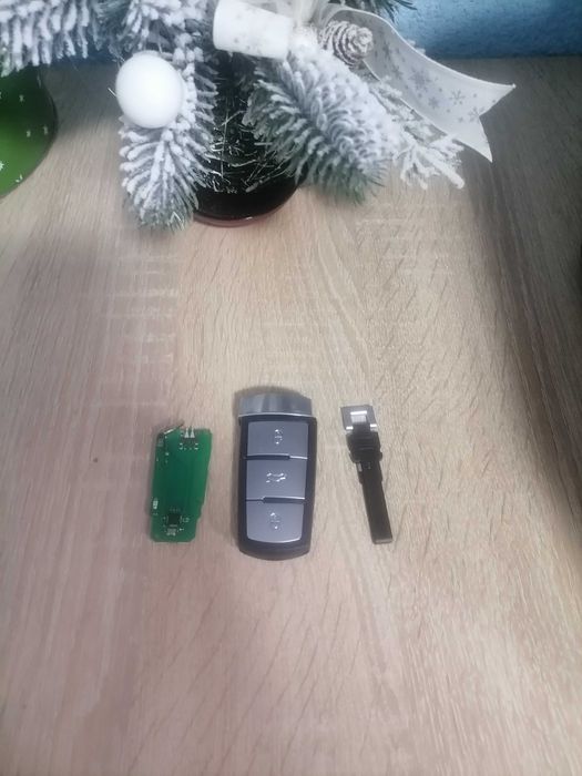 Cheie noua Mercedes VAG Dacia Opel
